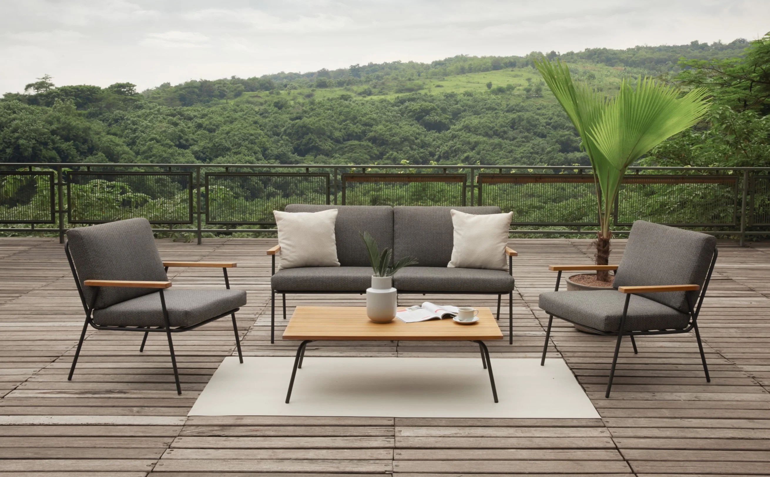 Outdoor restaurant furniture set